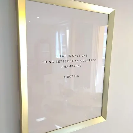 Le Voltaire - Gare -wifi - Balcon - Mon Groom Appartement *