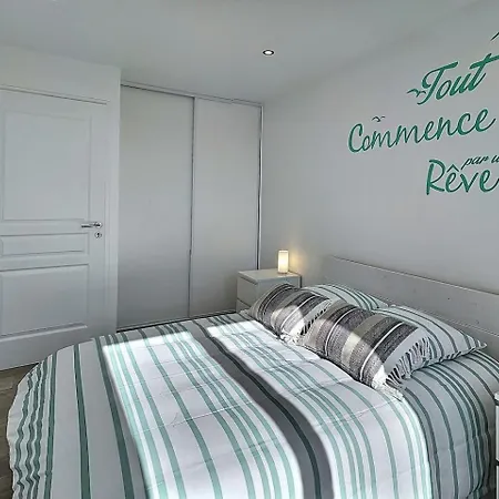 Le Voltaire - Gare -wifi - Balcon - Mon Groom Troyes